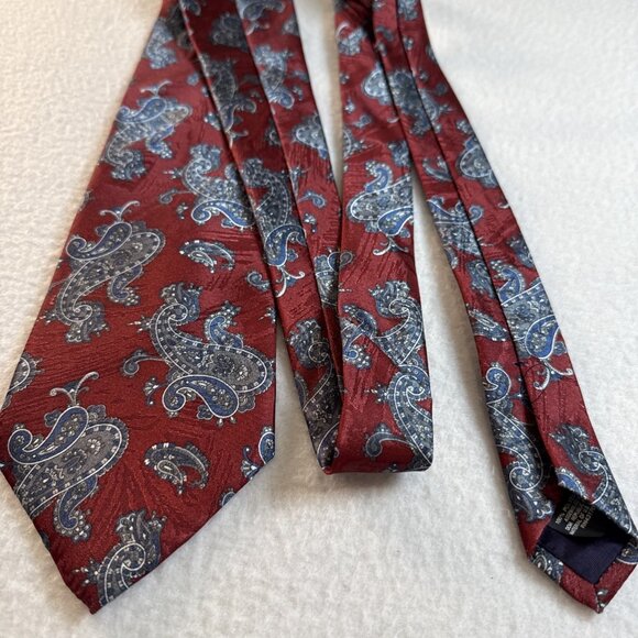 David Taylor Tie Necktie 58" x 4" Maroon Base With Blue Grey Paisley - Picture 8 of 8